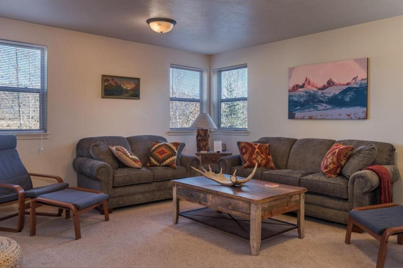 2 Bedroom Upstairs Condo With Ac In Victor, Id Extérieur photo