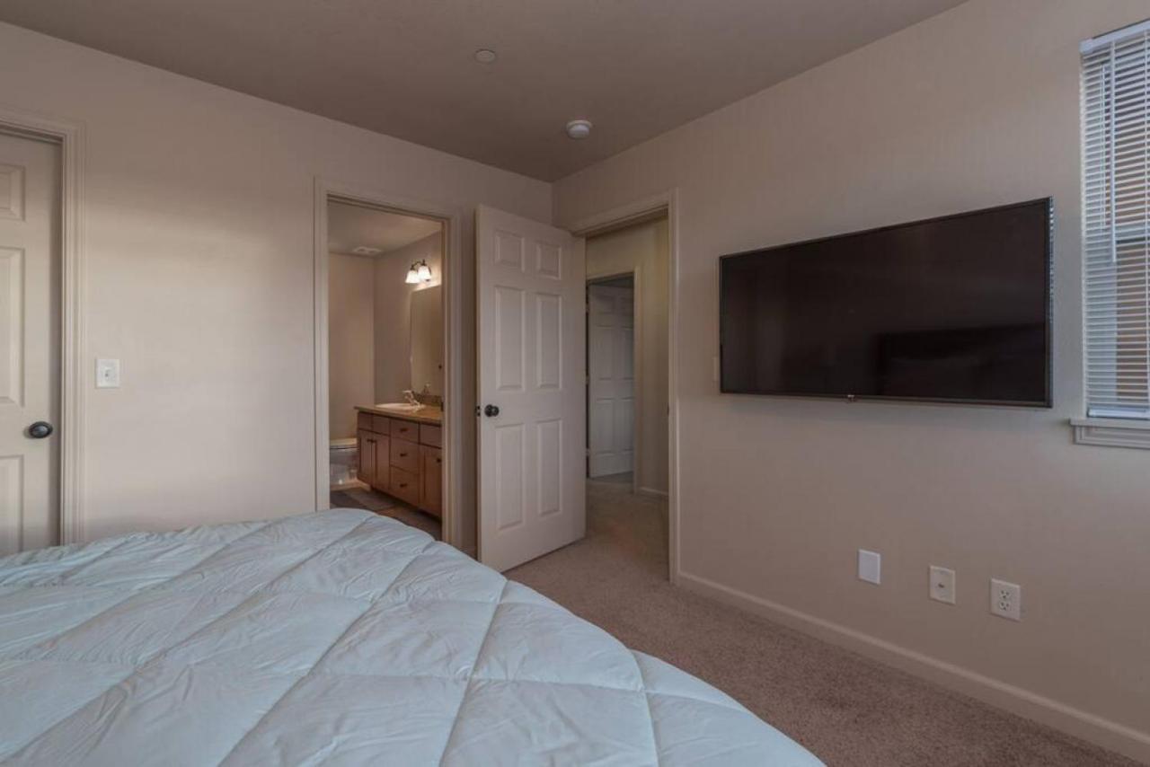 2 Bedroom Upstairs Condo With Ac In Victor, Id Extérieur photo
